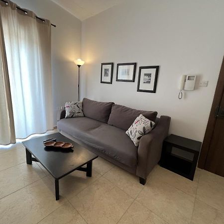 St Julians Smart 2 Bedroom Apartment San Ġiljan Exterior foto