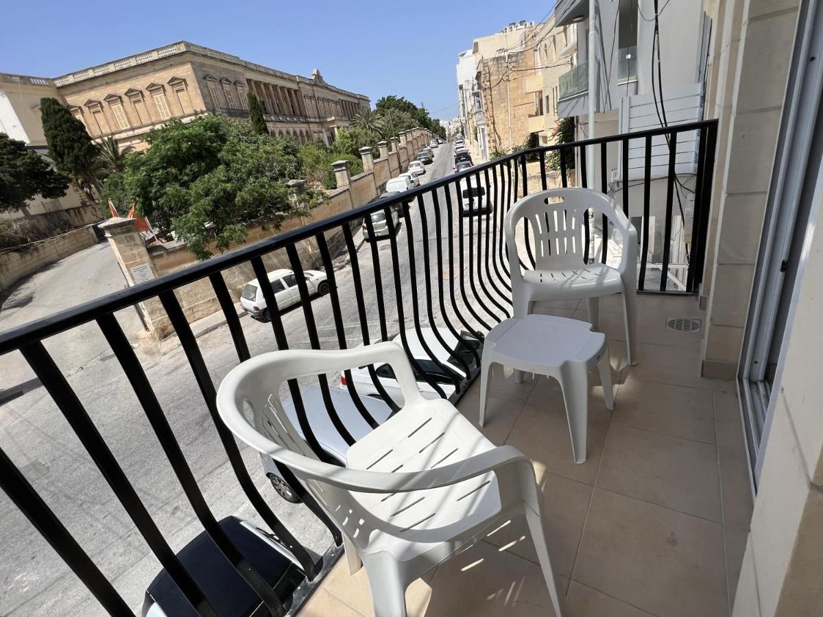 St Julians Smart 2 Bedroom Apartment San Ġiljan Exterior foto
