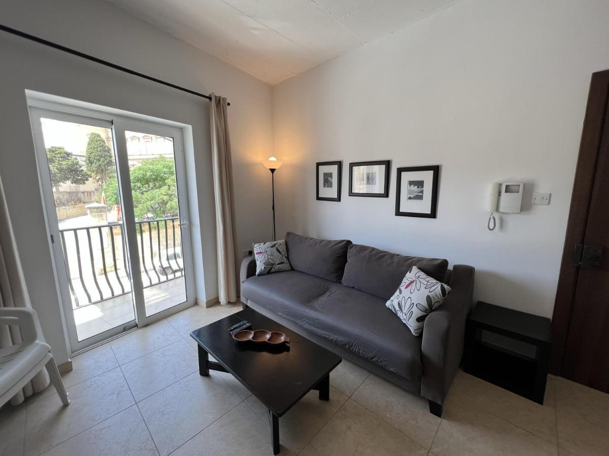 St Julians Smart 2 Bedroom Apartment San Ġiljan Exterior foto